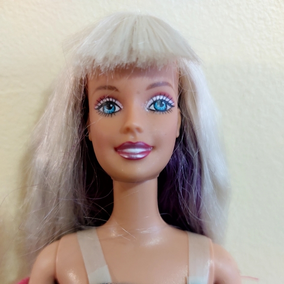 "JAM'N GLAM" Barbie Doll w/purple/blonde hair & everflex waist 2001 mattel - Picture 2 of 4